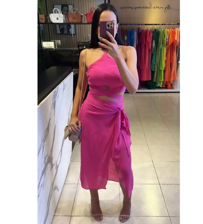 Conjunto disponível em 3 cores